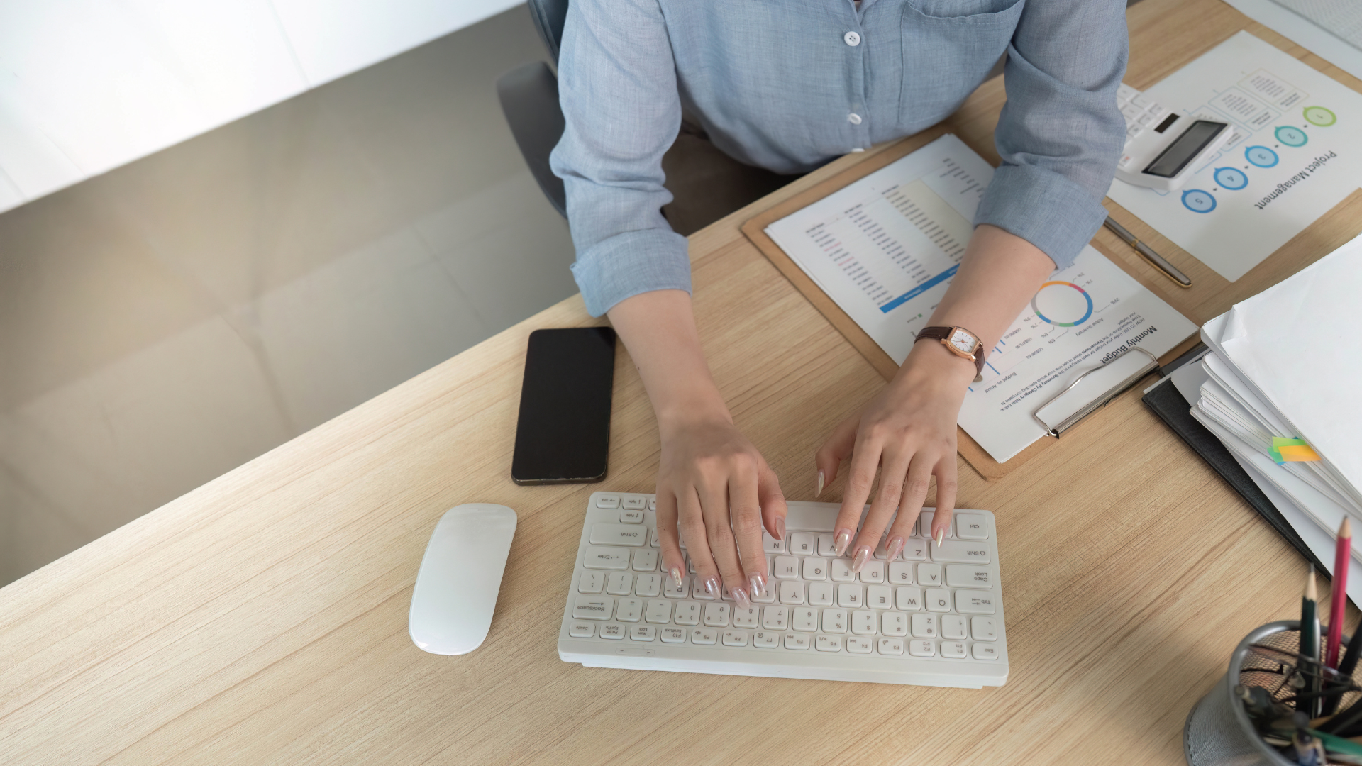 Raport financiar lunar